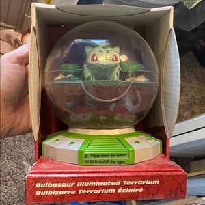 Pokémon Bulbasaur Illuminated Terrarium